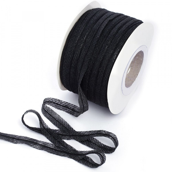 Лента флизелиновая клеевая нитепрошивная по косой, нитка по центру 12 мм. цв. черный рул.100 м.